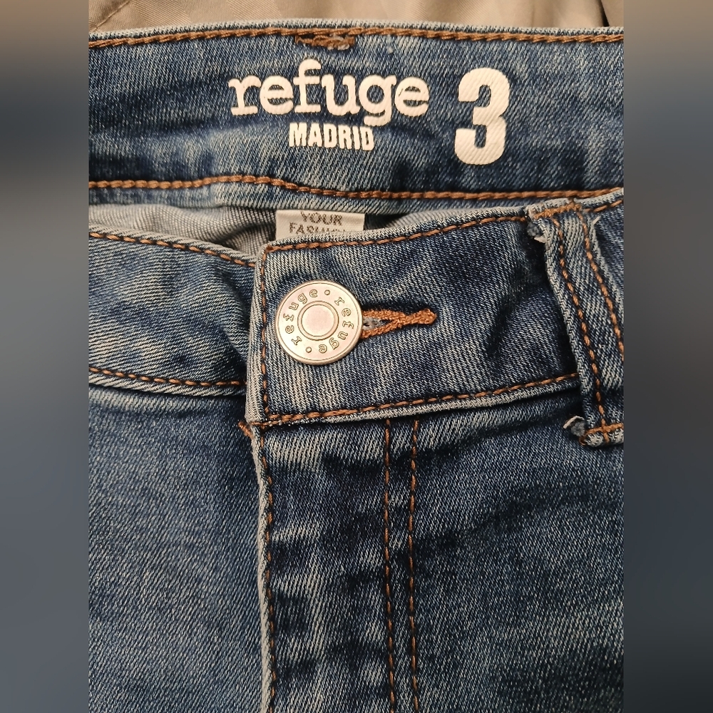 Women's Distressed Refuge Jeans Size 3 - Picture 4 of 5